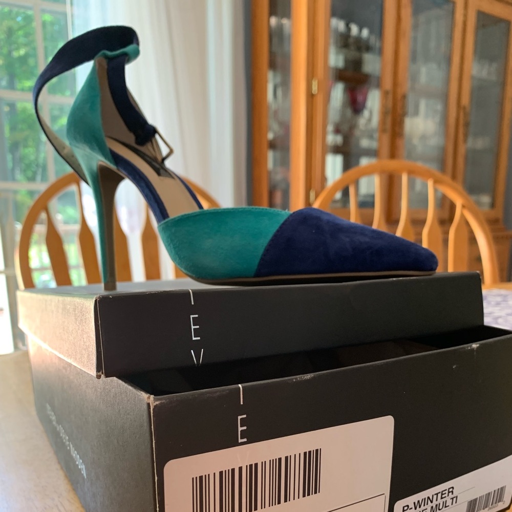 Multi color shoes. Never worn before . Size 81/2.
